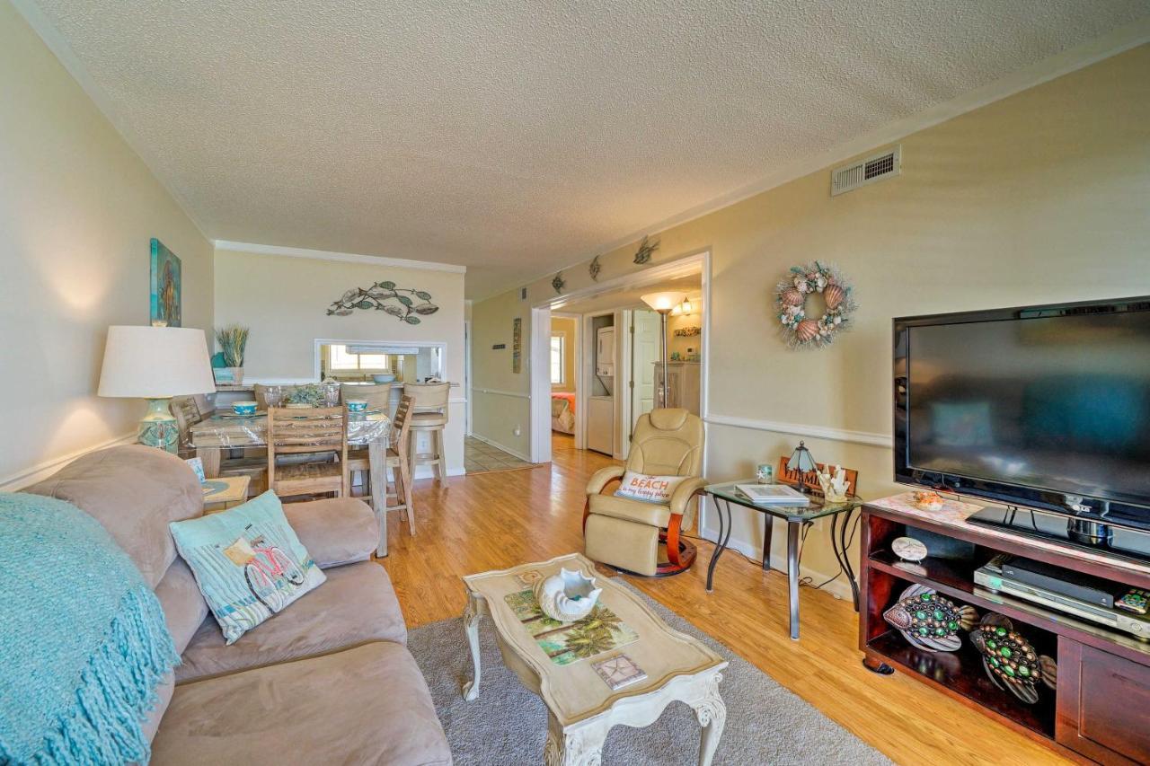 Breezy Beach Retreat With 180-Degree Ocean Views! Apartment Carolina Beach Bagian luar foto