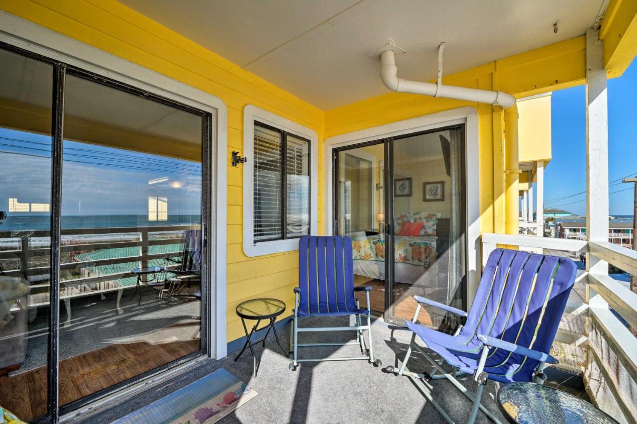 Breezy Beach Retreat With 180-Degree Ocean Views! Apartment Carolina Beach Bagian luar foto